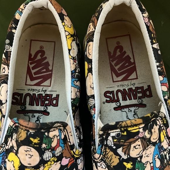 2017 Vans Peanuts Slip Ons - Picture 5 of 13